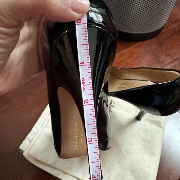 Authentic Ferragamo heels, black patent, size 6 1/2 - Picture 10 of 13